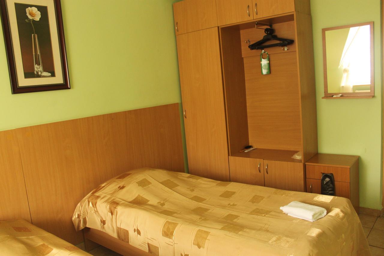 Mini-Hotel Verhovina Kiev Ngoại thất bức ảnh