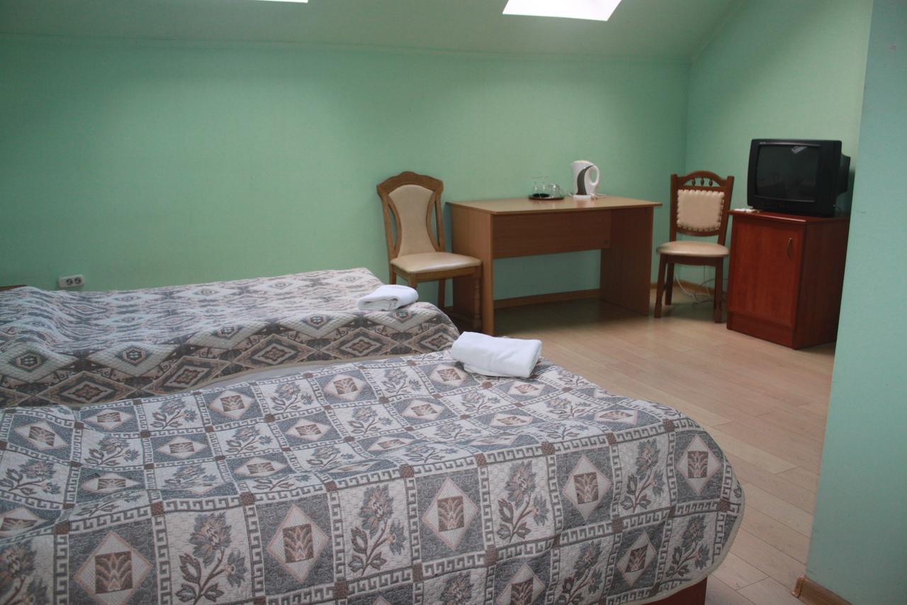 Mini-Hotel Verhovina Kiev Ngoại thất bức ảnh